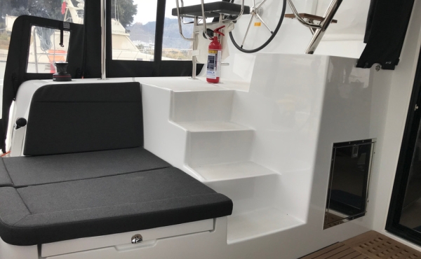 lagoon-42-outdoor-dining 4_lagoon-42-outdoor-dining Superychts For Sale. - Lagoon 42 - Sunrise | Family Sailing Catamaran Charter