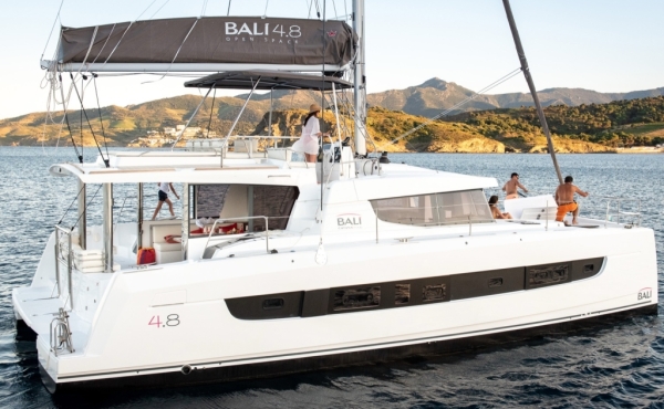 Bali-4.8-eagle 5_bali-4.8-eagle Superychts For Sale. - Eagle Bali 4.8 Catamaran Charter | Luxury Family Sailing Greece