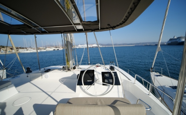 Eagle-Bali-flybridge-helm 5_eagle-bali-flybridge-helm Superychts For Sale. - Eagle Bali 4.8 Catamaran Charter | Luxury Family Sailing Greece