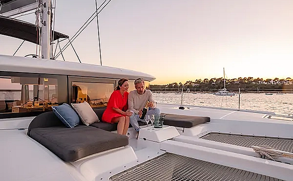 Lagoon-46-eliblu-cockpit-avant 7_lagoon-46-eliblu-cockpit-avant Superychts For Sale. - Lagoon 46 ELIBLU | Family Sailing Yacht Sicily