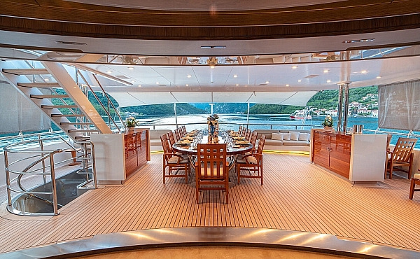 9_trident_28-scaled Superychts For Sale. - Trident Superyacht Charter